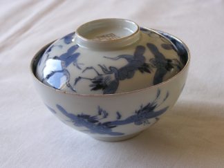 Chawan (lidded bowl) with cranes, 1800-1840