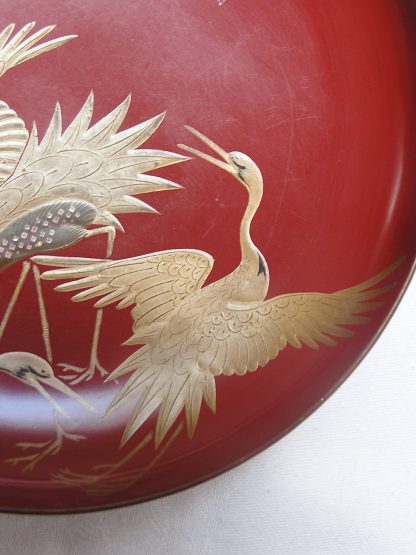 Lacquer sake cup with cranes, 1868-1912 - Image 3
