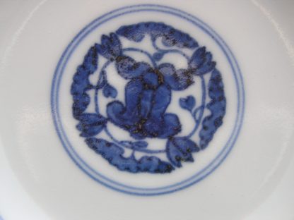 Chawan (lidded bowl) with abstract designs, 1820-1860 - Image 9