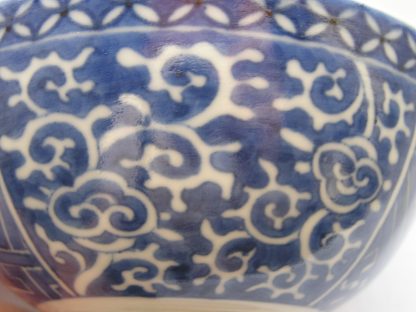 Chawan (lidded bowl) with abstract designs, 1820-1860 - Image 4