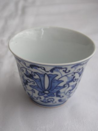 Cup with floral decoration, 1700-1750