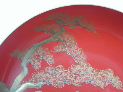 Lacquer sake cup with landscape, 1868-1912 - Image 5