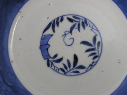 Twelve-lobed bowl with floral and abstract patterns, 1780-1820 - Image 3