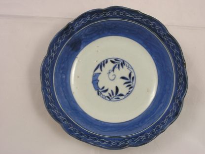Twelve-lobed bowl with floral and abstract patterns, 1780-1820 - Image 4