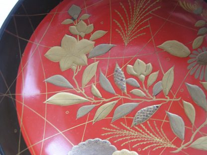 Lacquer chawan with floral decoration, 1868-1912 - Image 8