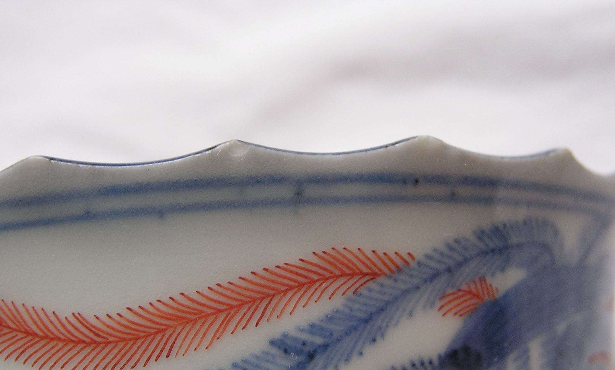 Imari cup with phoenix and cherry blossoms, 1790-1820 - Image 10