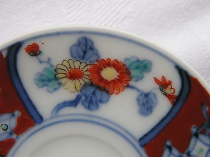 Sake cup and saucer, Kakiemon XII (1917-1963) - Image 7