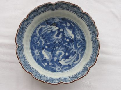 Eight-lobed bowl with fish and marine plants, 1760-1790 - Image 2