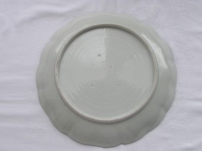 Eight-lobed plate with grapes, 1780-1810 - Image 2