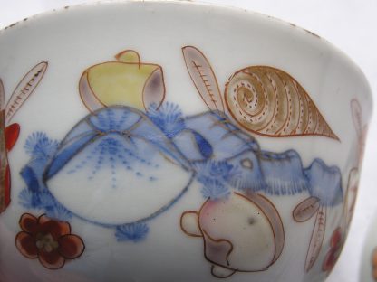 Lidded bowl with sea shells, 1830-1870 - Image 4