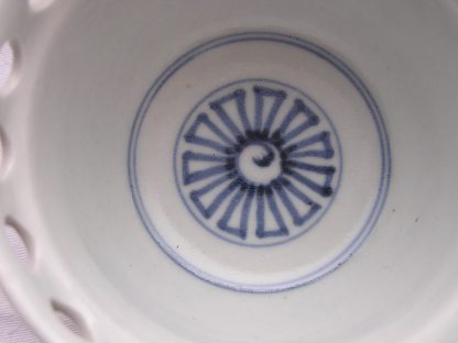 Reticulated cup, 1680-1700 - Image 4