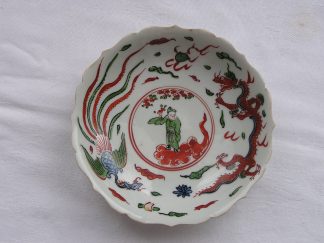 Small Imari plate with dragon and phoenix, 1690-1730