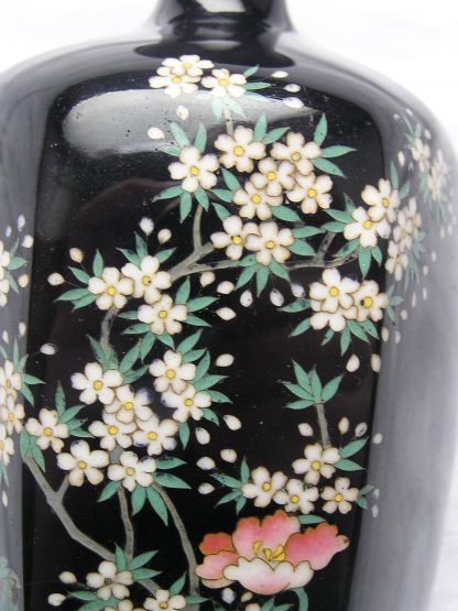Cloisonné vase with flowers, 1900-1912 - Image 2