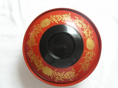 Chawan (lidded bowl) with floral decoration, 1912-1926 - Image 6
