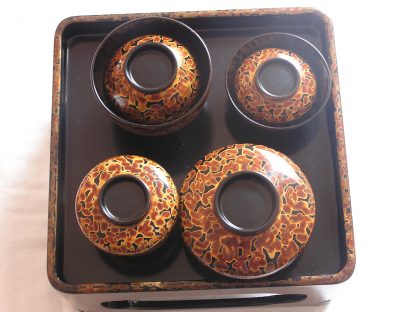 Wakasa lacquer doll's meal set, 1912-1926 - Image 2