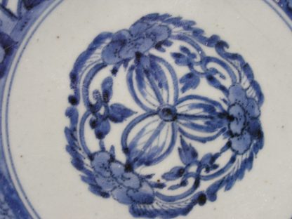 Large plate marked "fuku", 1710-1750 - Image 2
