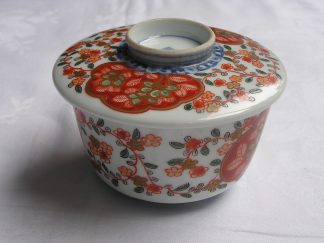 Chawan (lidded bowl) with floral decoration and "fuku" mark, 1850-1900