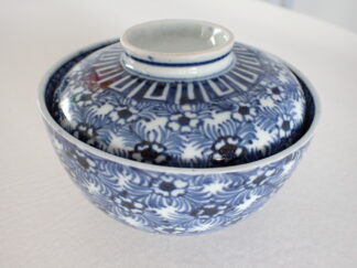 Chawan with lotus leaves, 1760 (Houreki 10)