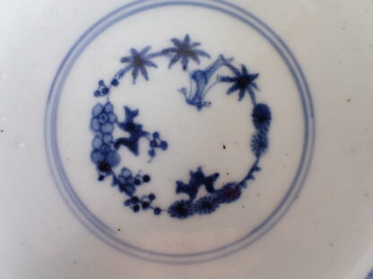 Chawan with lotus leaves, 1760 (Houreki 10) - Image 7