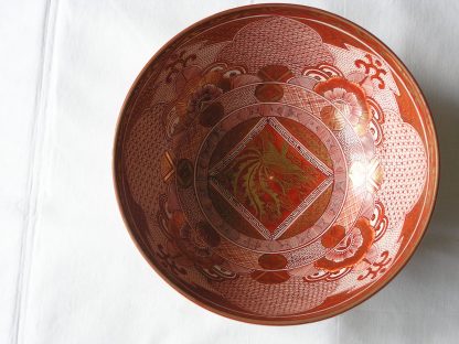 Large Kutani "aka-e" bowl, 1868-1900 - Image 2