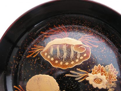 Lacquer chawan with sea shells, 1868-1912 - Image 3