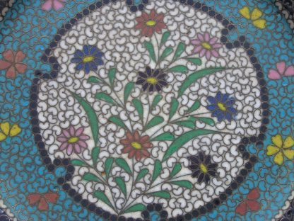 Totai shippo (cloisonné on porcelain) Plate marked Kinkozan, 1880-1900 - Image 2