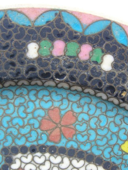 Totai shippo (cloisonné on porcelain) Plate marked Kinkozan, 1880-1900 - Image 3