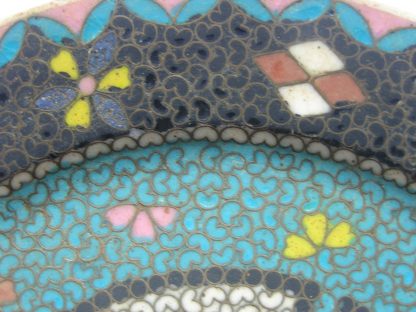 Totai shippo (cloisonné on porcelain) Plate marked Kinkozan, 1880-1900 - Image 4