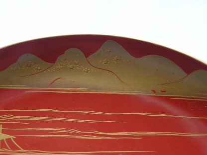 Large lacquer sake cup with seascape, 1868-1912 - Image 7