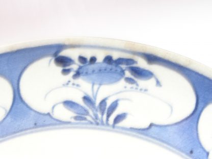 Arita plate with "bonsai" tree, 1655-1670 - Image 3