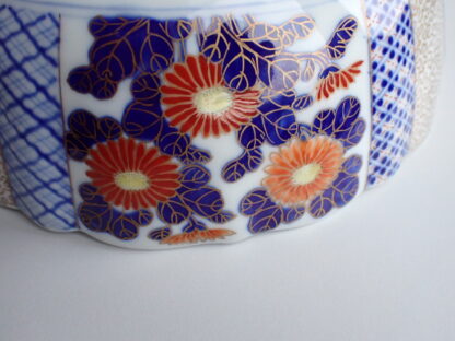 Fukagawa large bowl with dragon, phoenix and flowers - Image 17