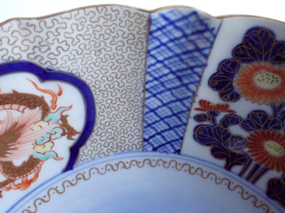 Fukagawa large bowl with dragon, phoenix and flowers - Image 7